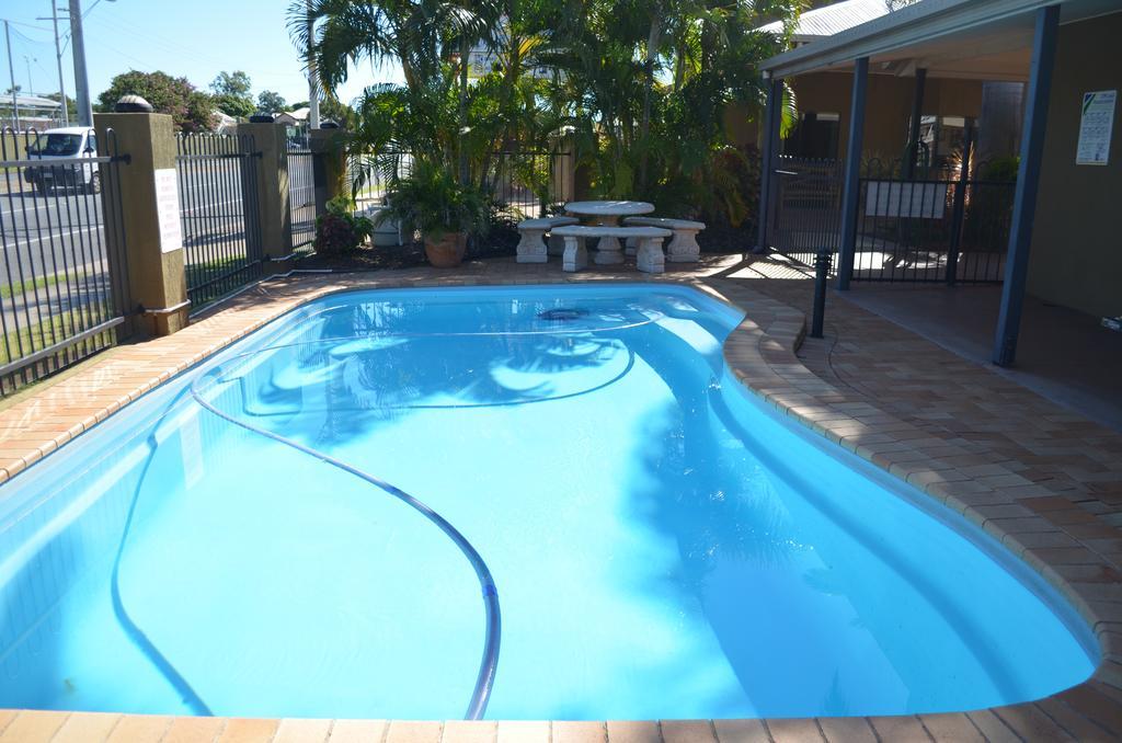 Rockhampton Palms Motor Inn Kültér fotó