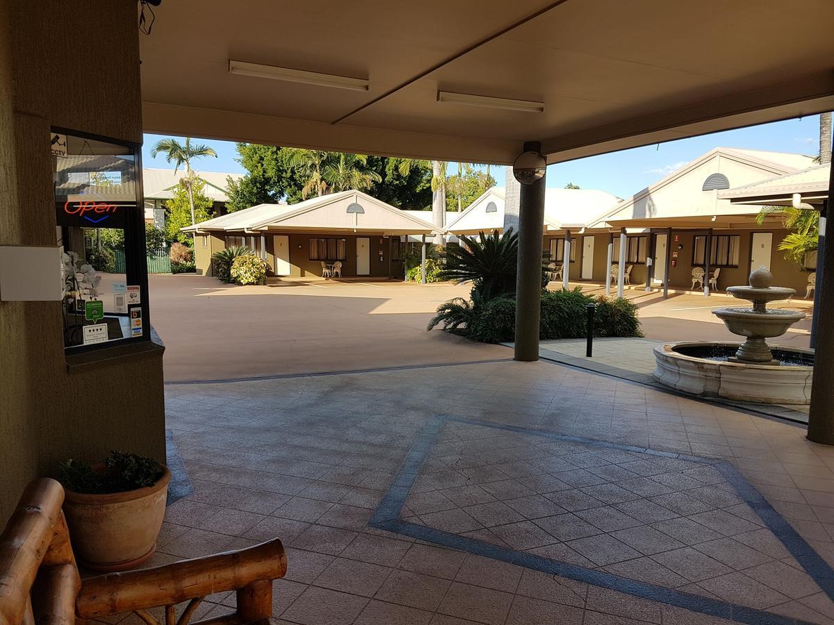 Rockhampton Palms Motor Inn Kültér fotó